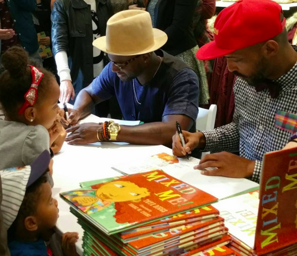 taye-diggs-book-signing