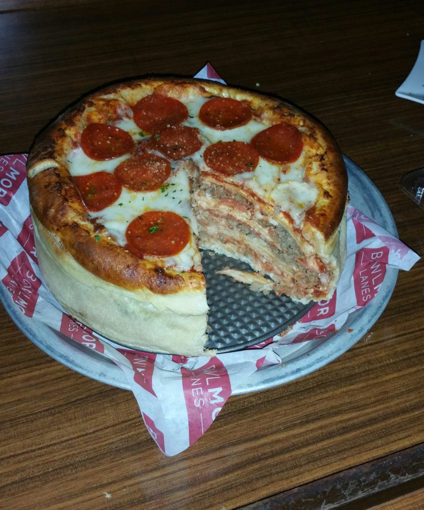 pizza-cake-bowlmor-lanes