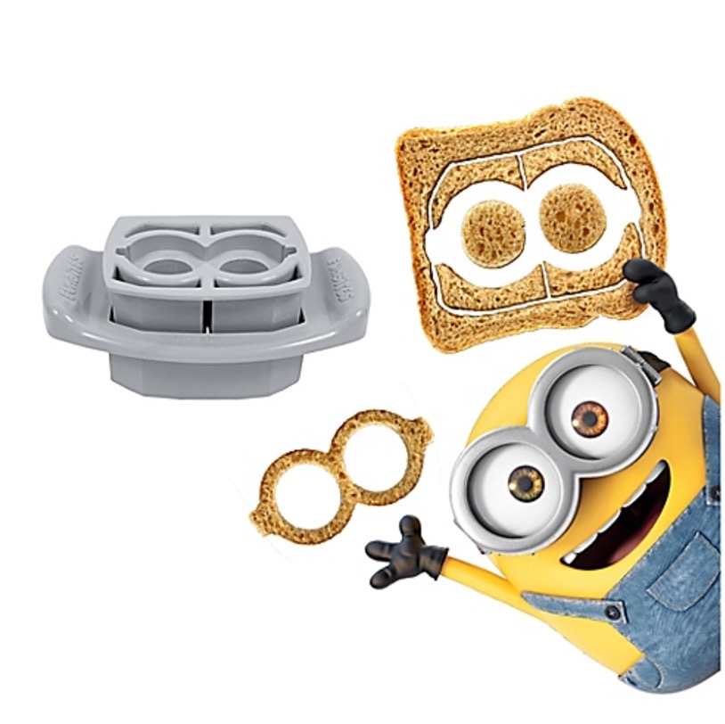 FunBites® 2-Piece Minions Goggles Food Cutter Set