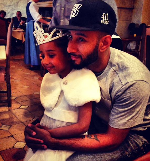 Swizz Beatz with this daughter, TK.
